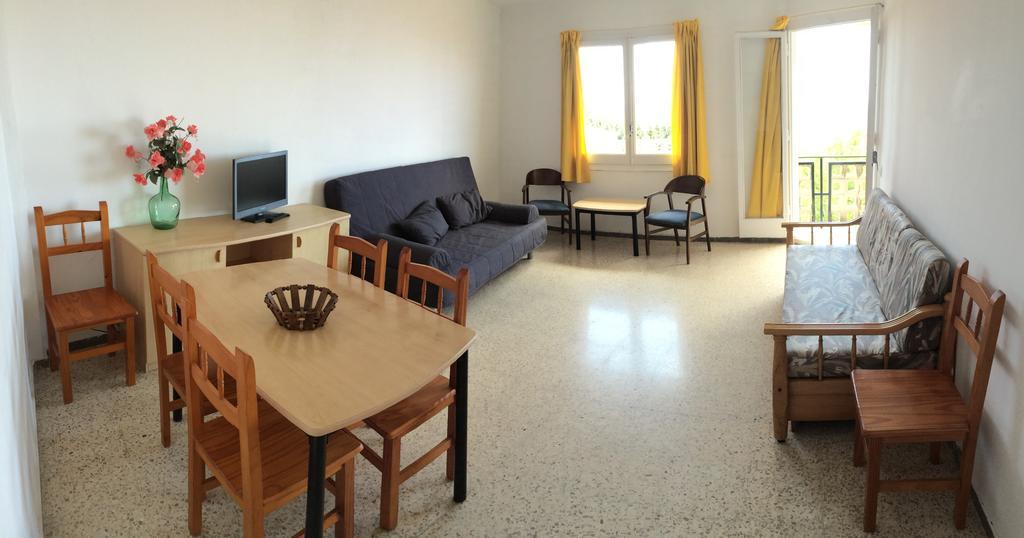 Apartaments Bellamar Malgrat de Mar Phòng bức ảnh